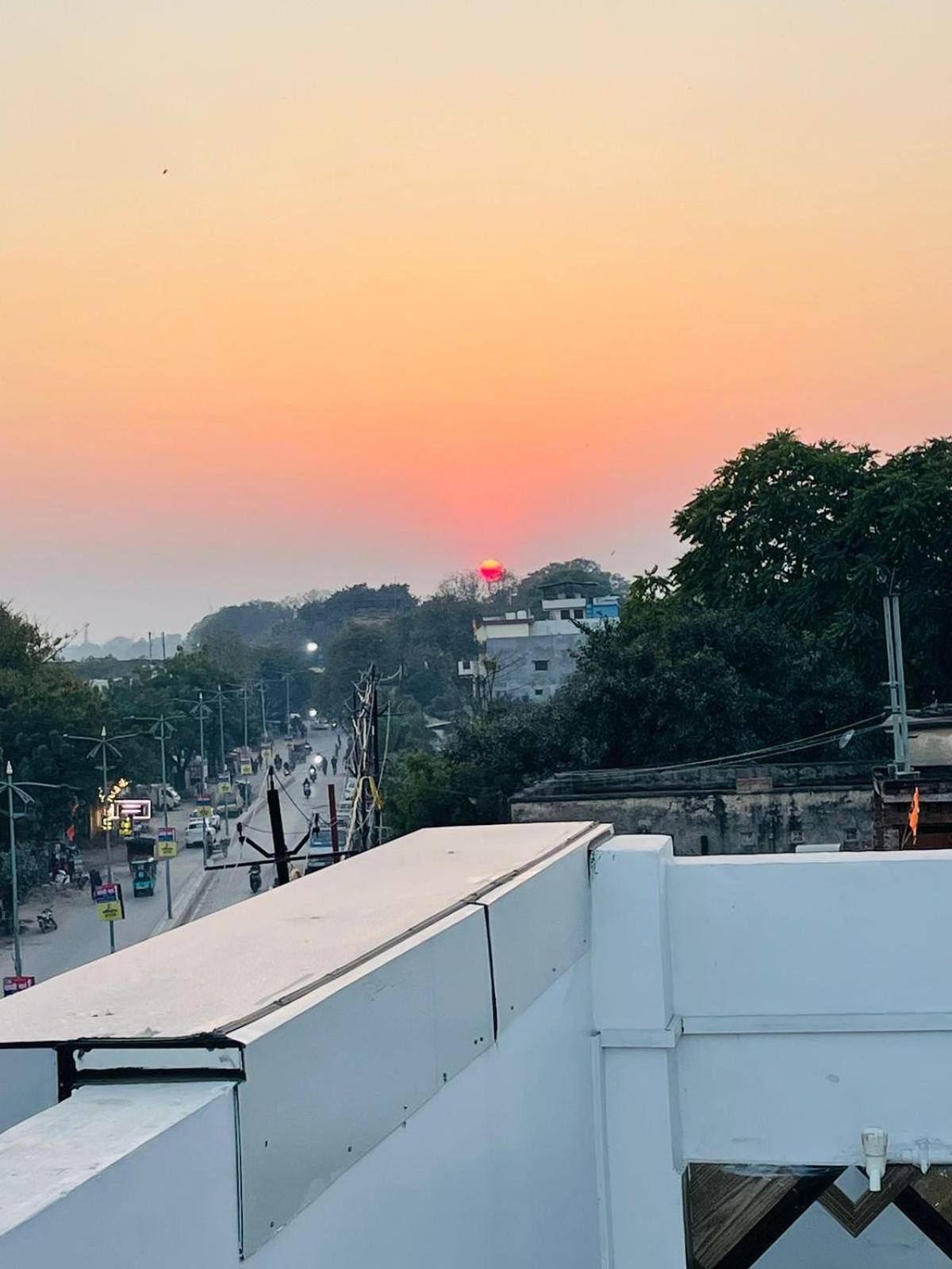 Holidayy Inn Prayagraj Exterior photo